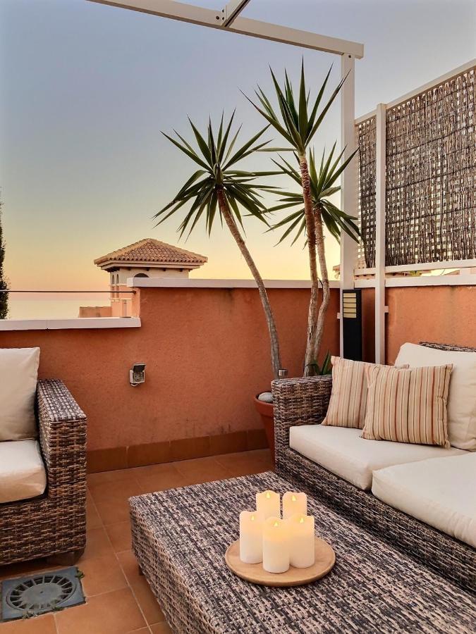 Penthouse Mojon Hills Apartment อิสลา พลานา ภายนอก รูปภาพ