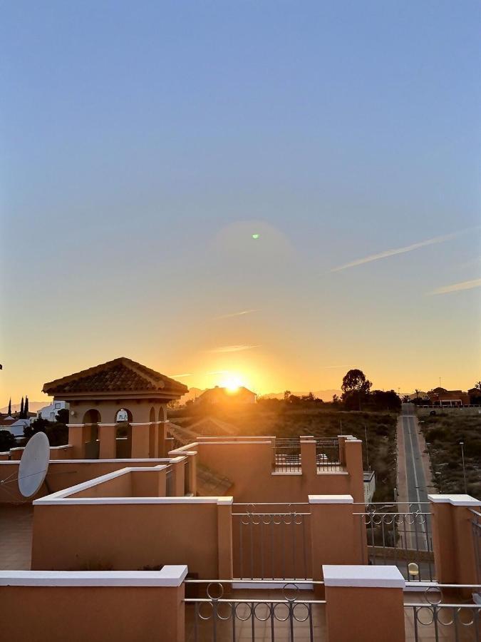 Penthouse Mojon Hills Apartment อิสลา พลานา ภายนอก รูปภาพ